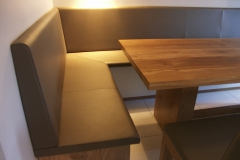 corner bench and table