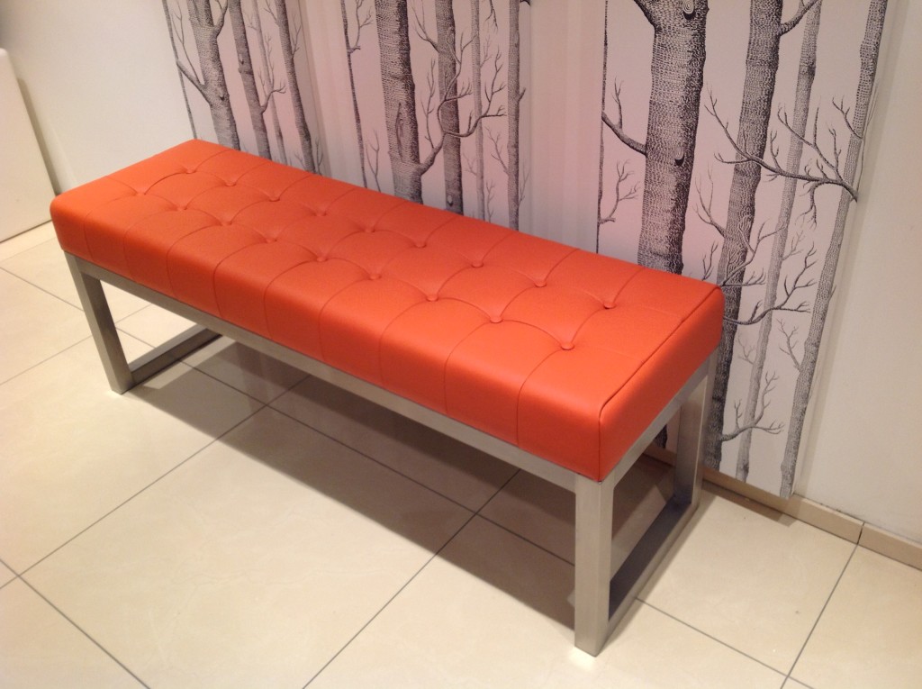 deep button leather bench Hide and Stitch